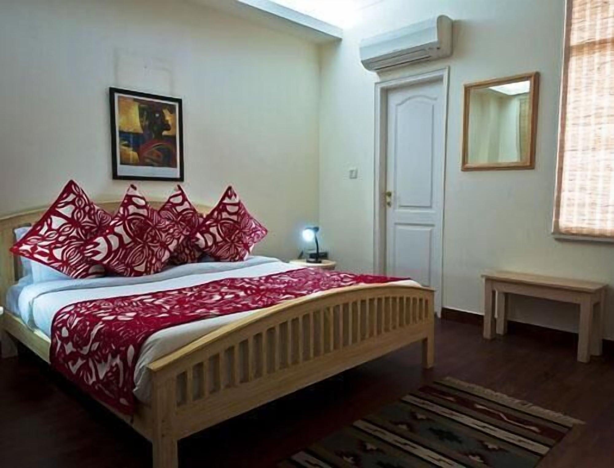 Colonel'S Retreat At The Airport Bed & Breakfast New Delhi Luaran gambar