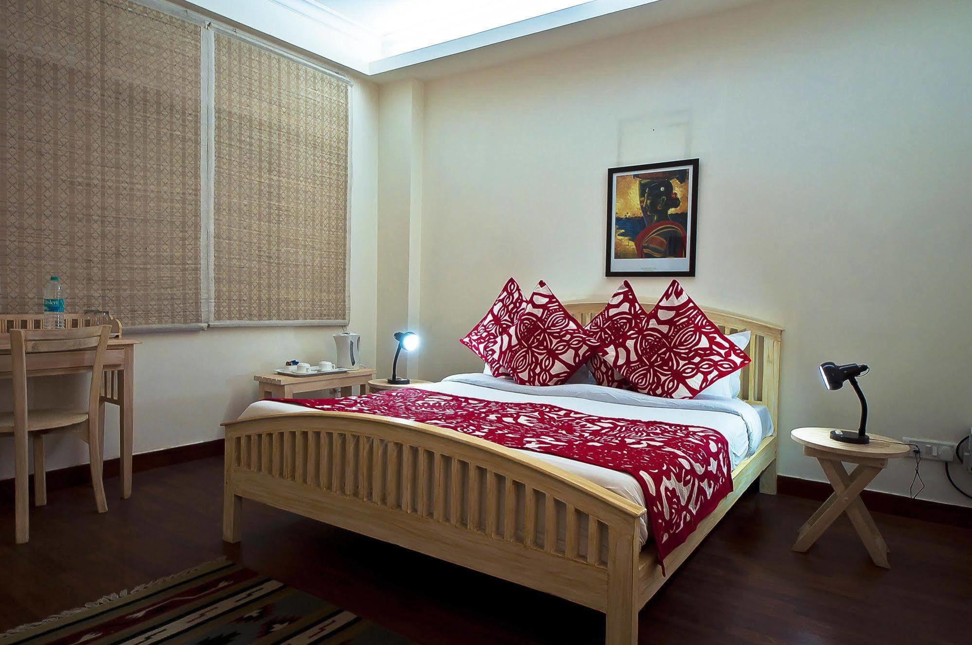 Colonel'S Retreat At The Airport Bed & Breakfast New Delhi Luaran gambar
